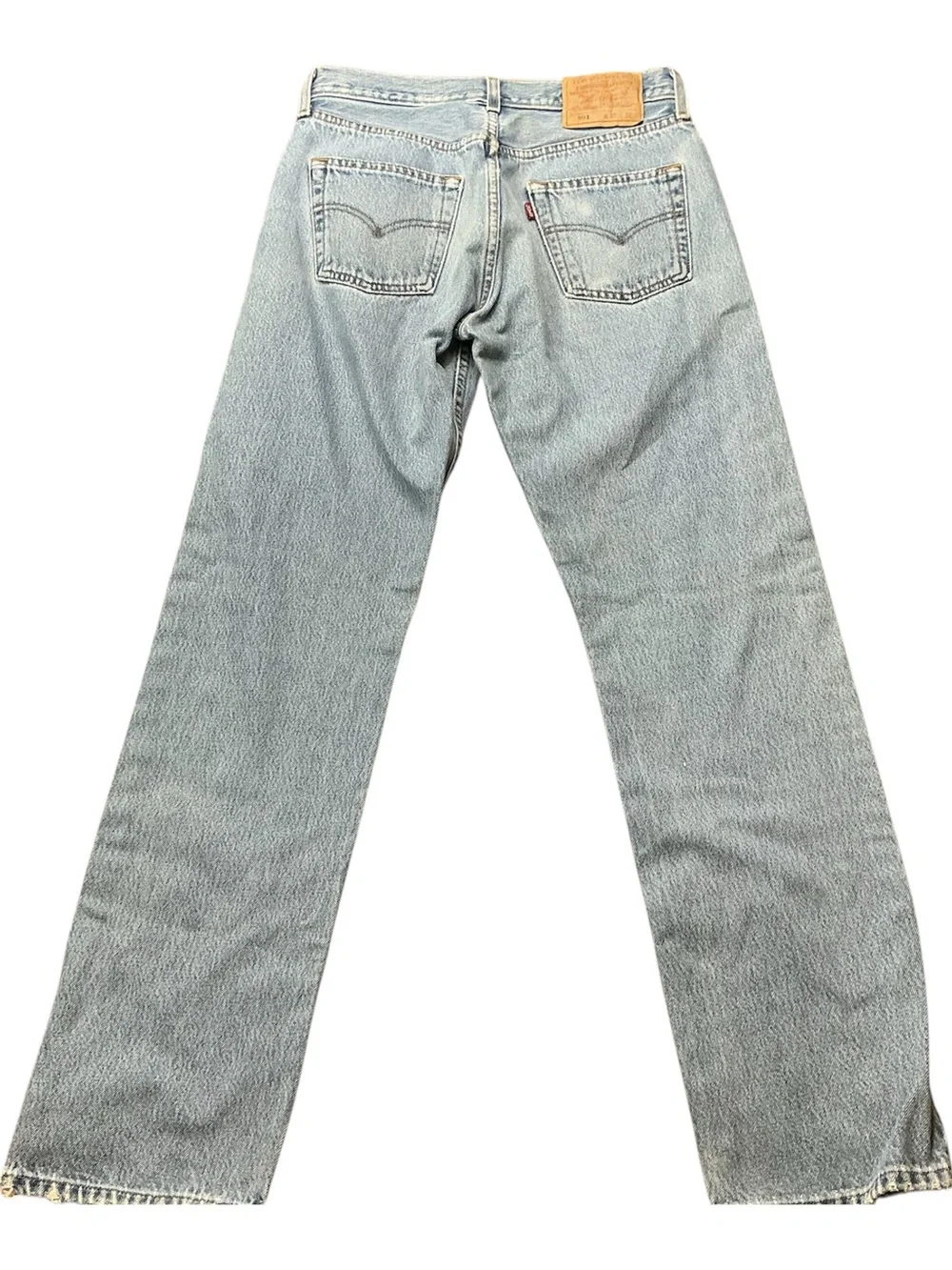 Vintage Levi’s 501 button fly light wash straight leg jeans 29 x 30